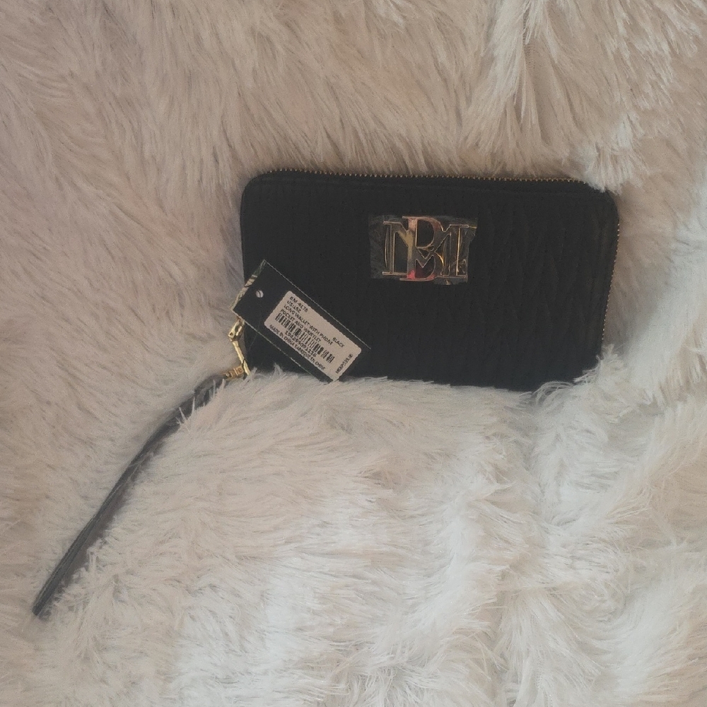 Badgley Mischka Black Clutch with Wristlet